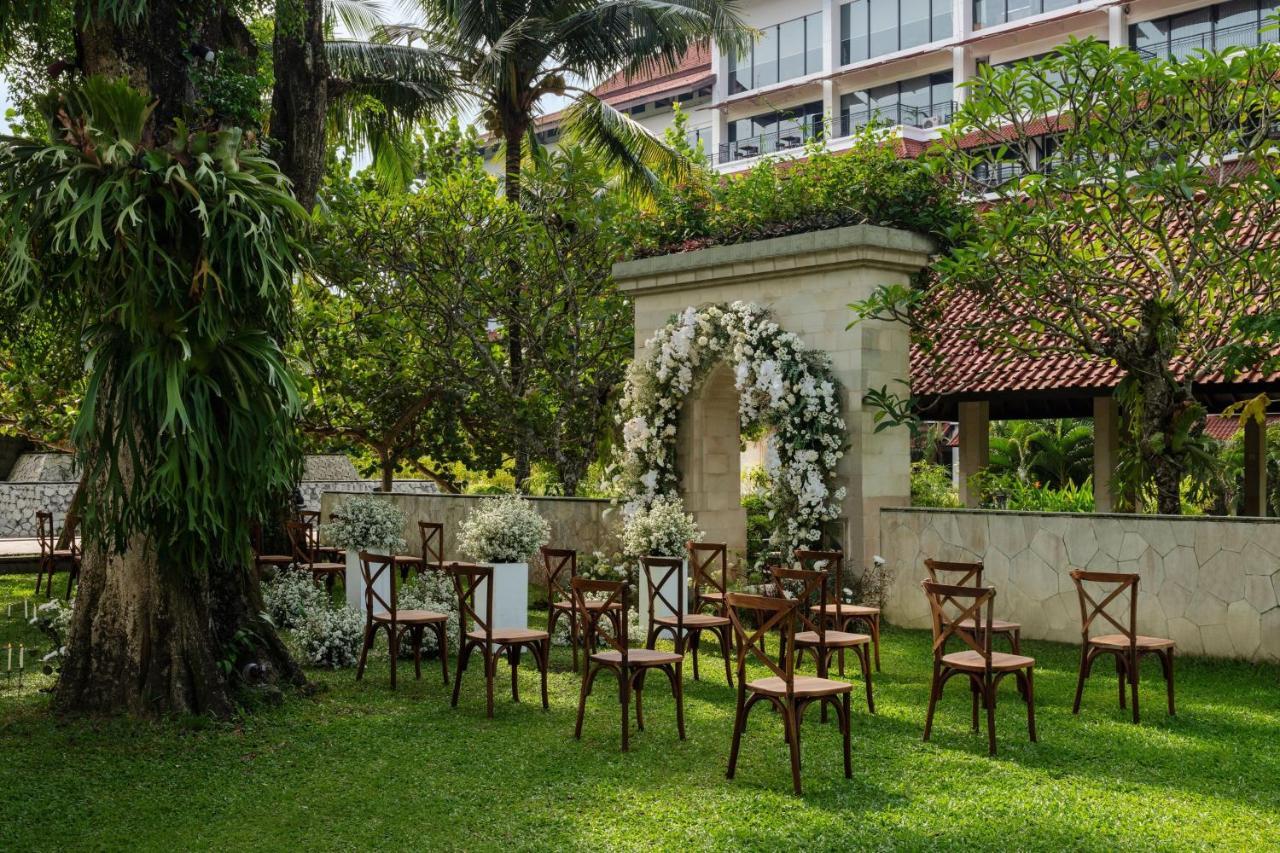 Mustika Yogyakarta Resort And Spa Maguwo Exterior foto