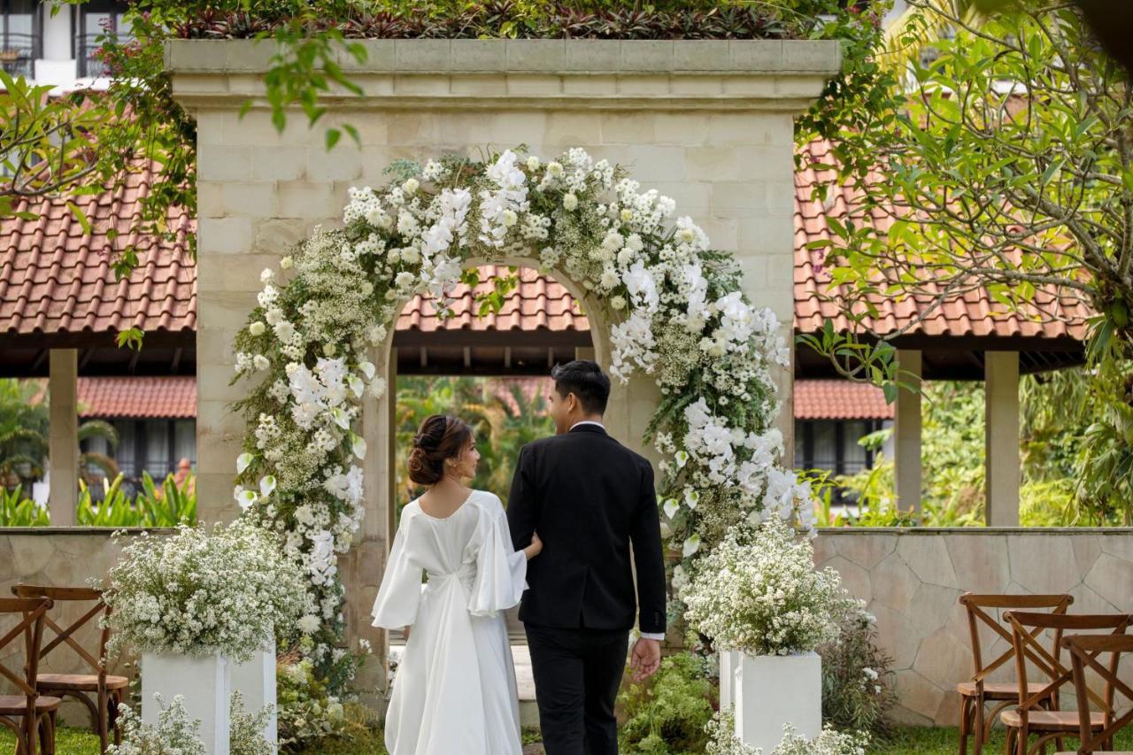 Mustika Yogyakarta Resort And Spa Maguwo Exterior foto
