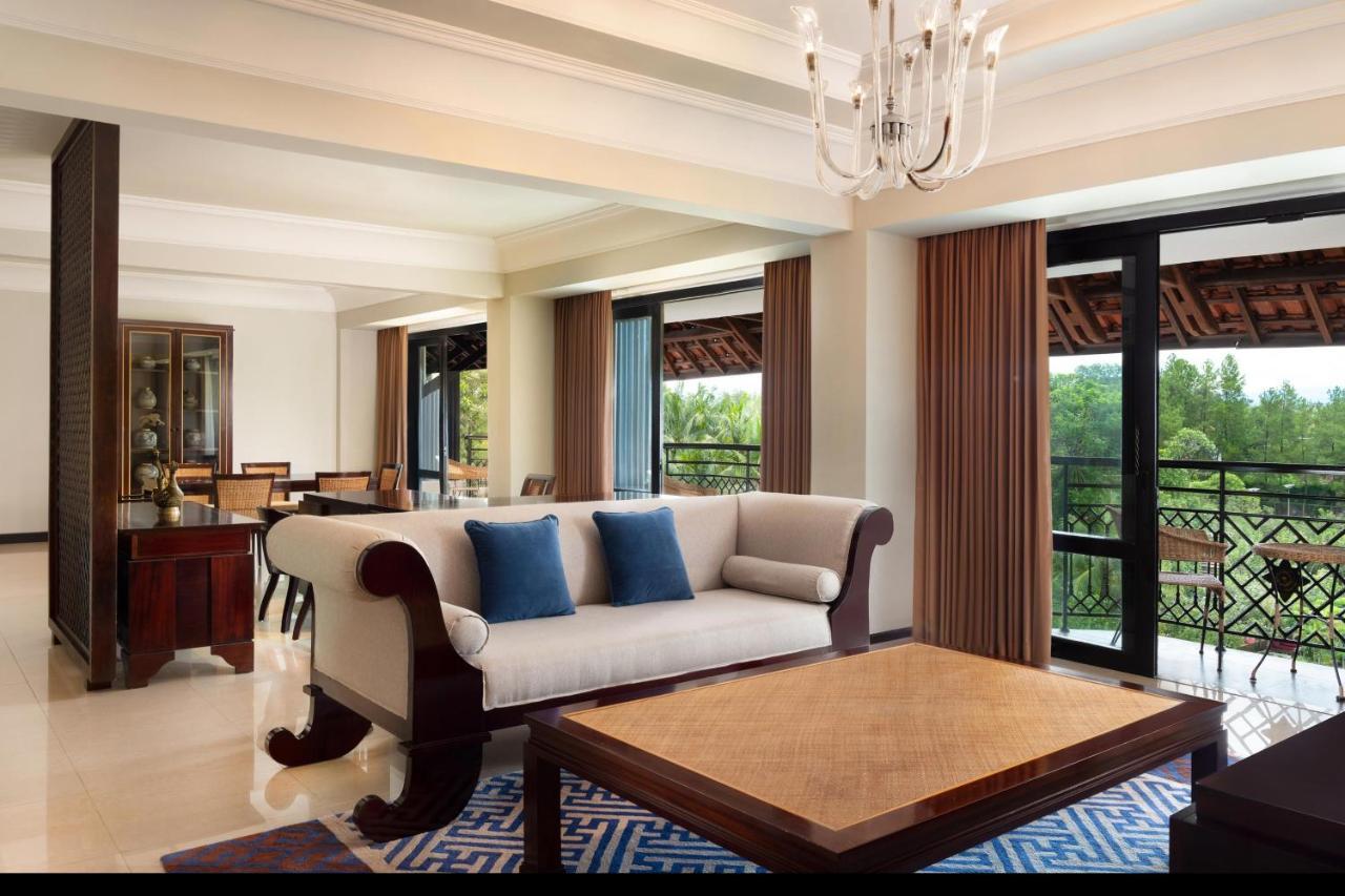 Mustika Yogyakarta Resort And Spa Maguwo Exterior foto
